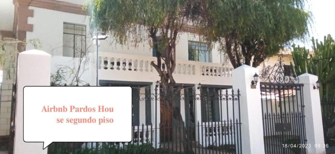 Pardos House Inn クスコ エクステリア 写真